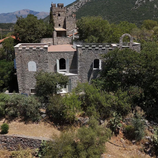 Image No.2-Maison de 2 chambres à vendre à Grèce