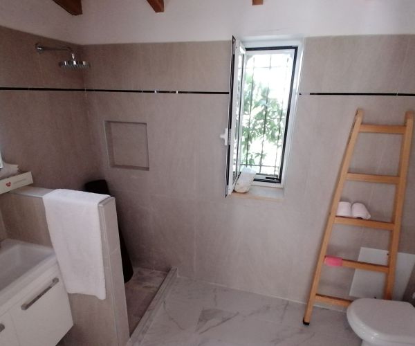 Image No.24-Maison de 2 chambres à vendre à Grèce