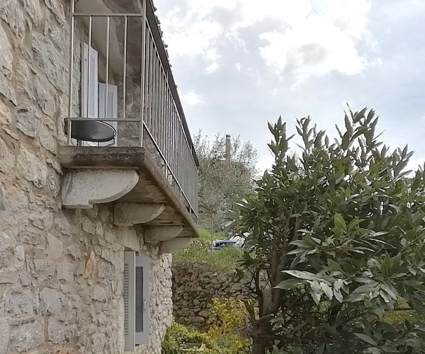 Image No.11-2 Bed House for sale