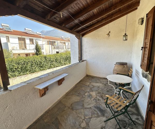 Image No.5-2 Bed House for sale