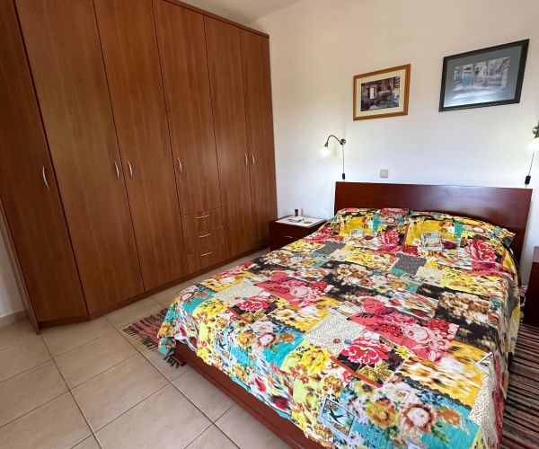 Image No.24-2 Bed House for sale