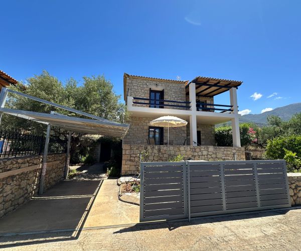 Image No.4-2 Bed House for sale