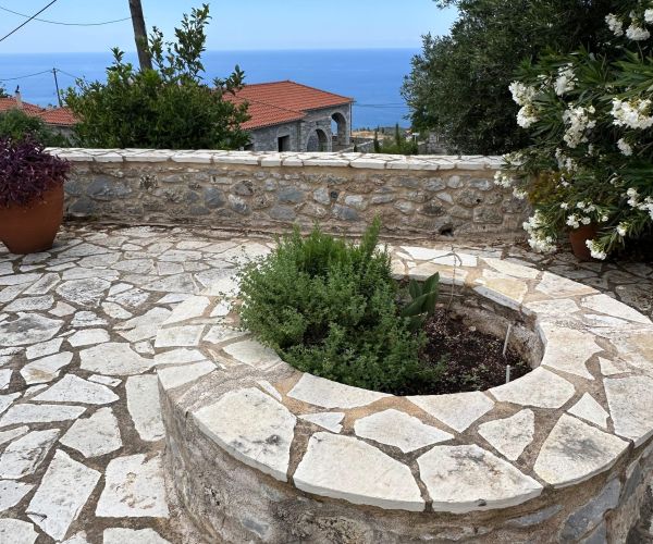 Image No.15-3 Bed House for sale