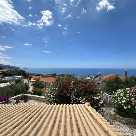 Image No.2-3 Bed House for sale