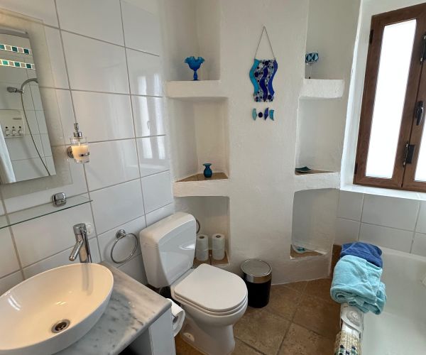Image No.24-3 Bed House for sale