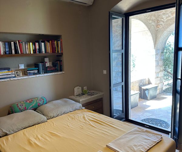 Image No.14-2 Bed House for sale