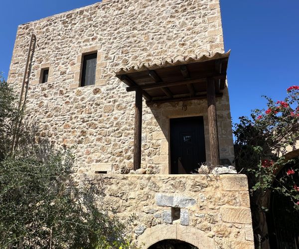 Image No.18-2 Bed House for sale