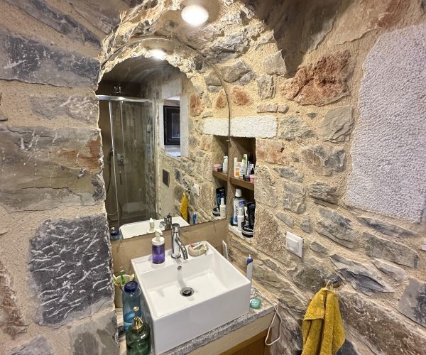 Image No.26-2 Bed House for sale