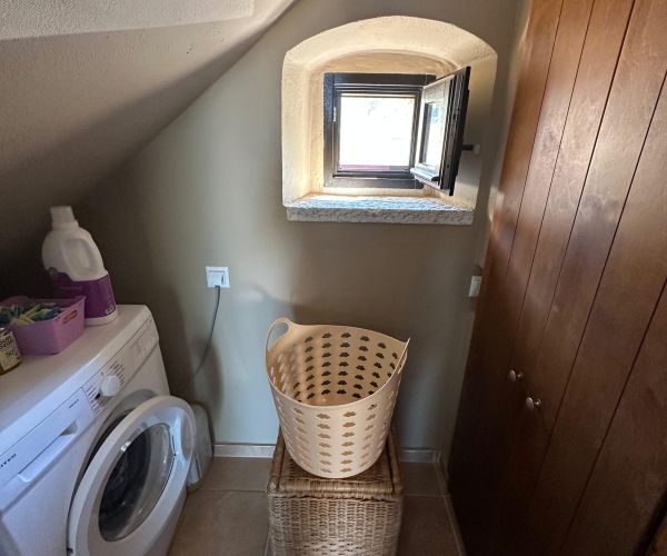 Image No.29-2 Bed House for sale