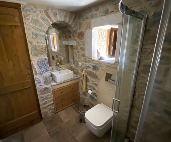 Image No.38-2 Bed House for sale