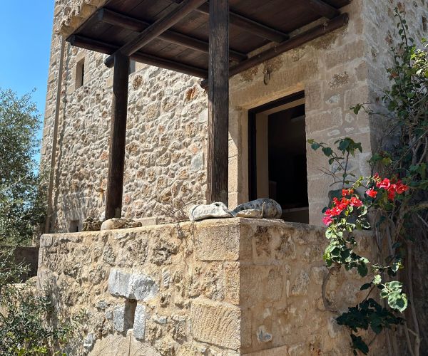 Image No.4-2 Bed House for sale