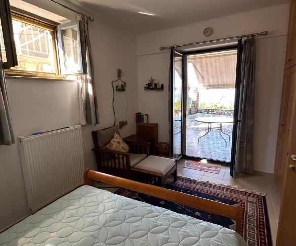 Image No.21-4 Bed House for sale