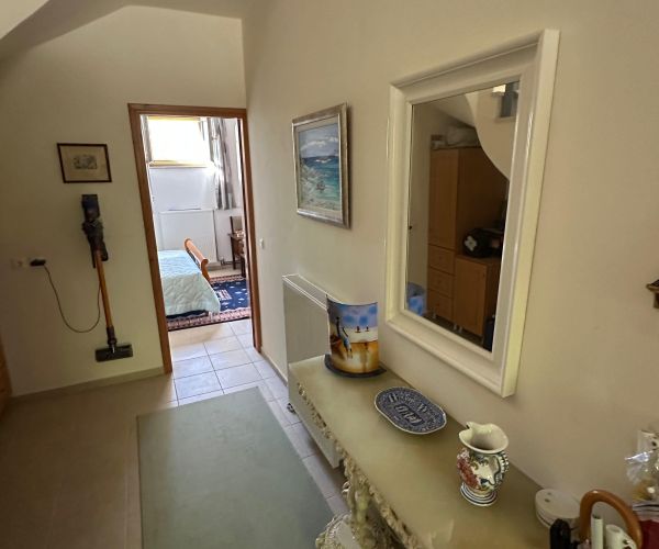 Image No.25-4 Bed House for sale