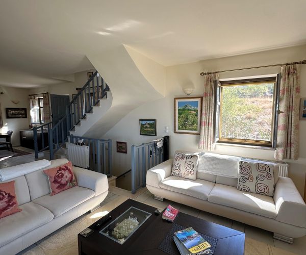 Image No.30-4 Bed House for sale