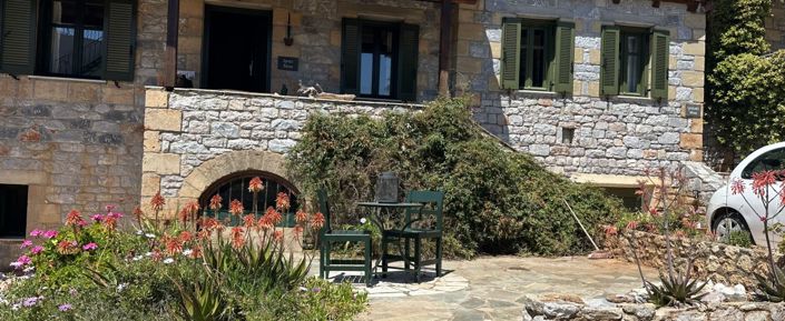 Image No.19-2 Bed House for sale