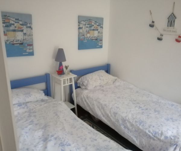 Image No.8-2 Bed House for sale