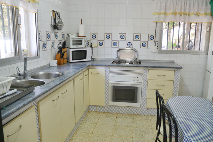 Image No.20-4 Bed Country House for sale