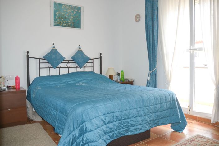 Image No.25-3 Bed Country House for sale