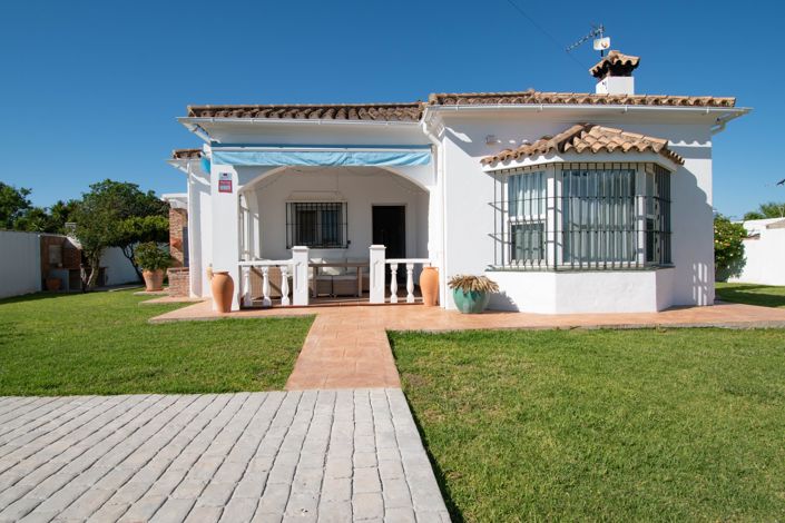Image No.2-3 Bed Villa for sale
