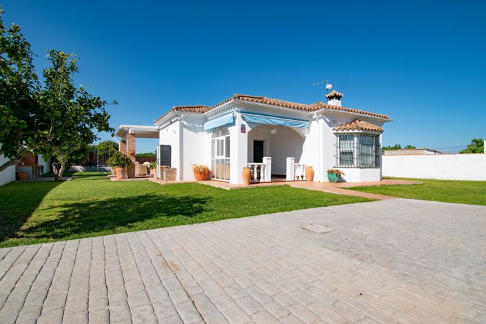 Image No.3-3 Bed Villa for sale