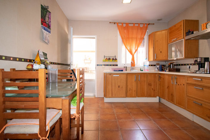 Image No.12-4 Bed Villa for sale