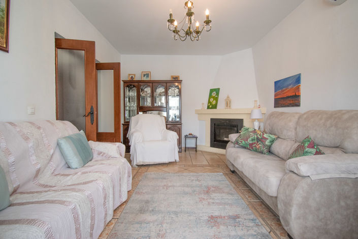 Image No.12-3 Bed Villa for sale