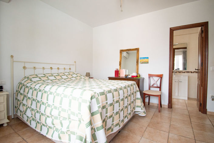 Image No.21-3 Bed Villa for sale