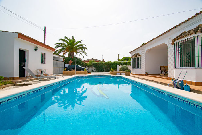 Image No.8-3 Bed Villa for sale