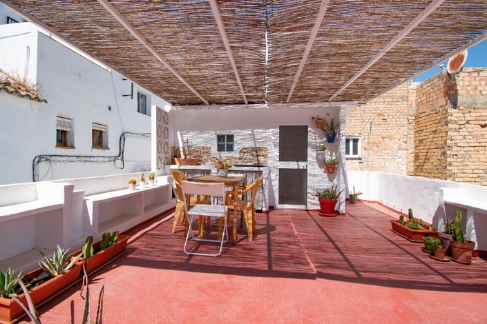 Image No.1-2 Bed Townhouse for sale