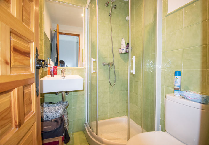 Image No.12-2 Bed Apartment for sale