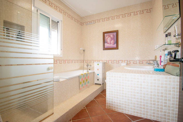 Image No.26-3 Bed Villa for sale