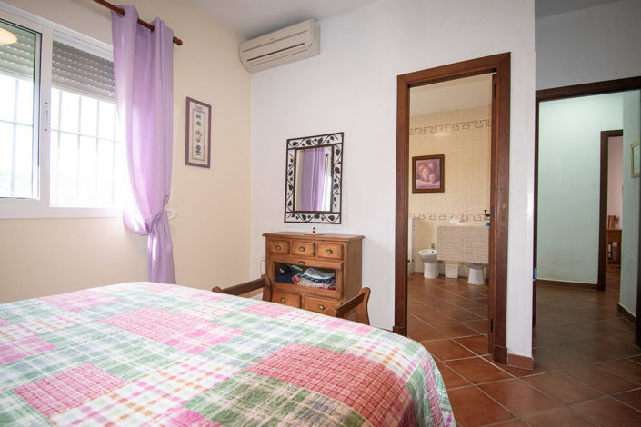 Image No.21-3 Bed Villa for sale