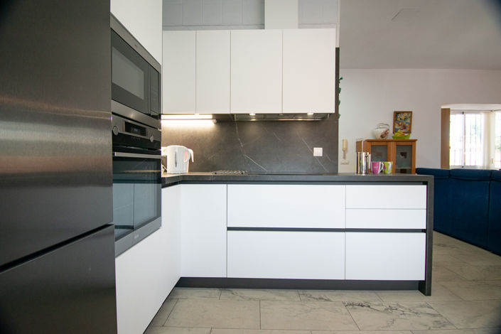 Image No.12-3 Bed Villa for sale