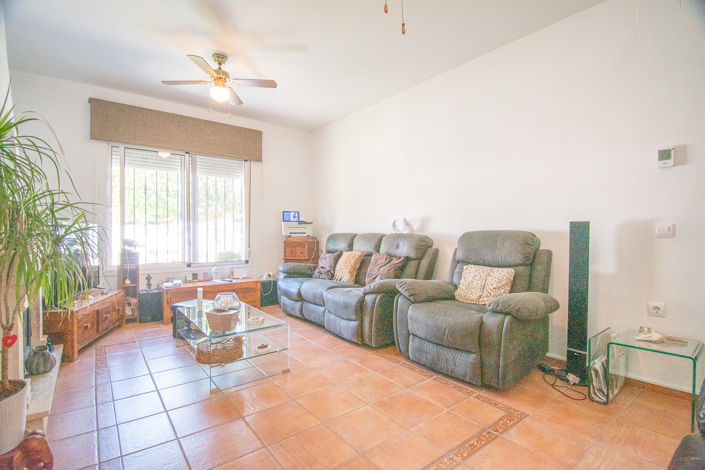 Image No.8-3 Bed Villa for sale