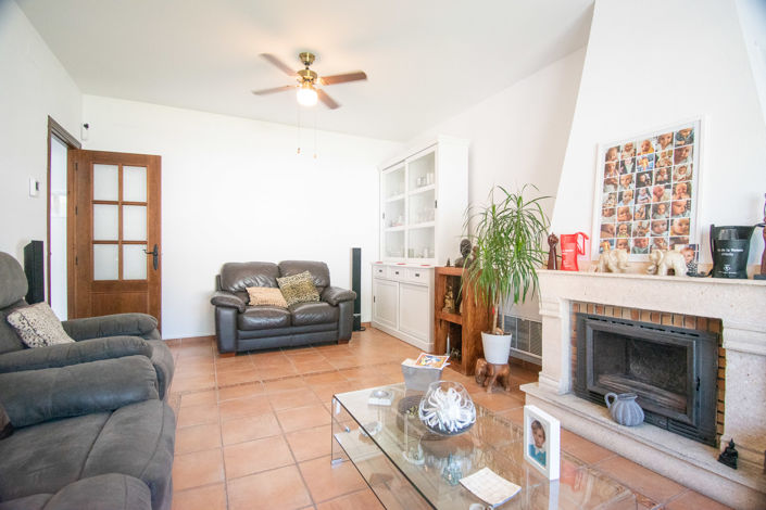 Image No.9-3 Bed Villa for sale