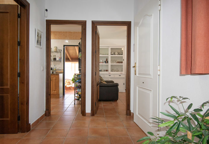 Image No.19-3 Bed Villa for sale