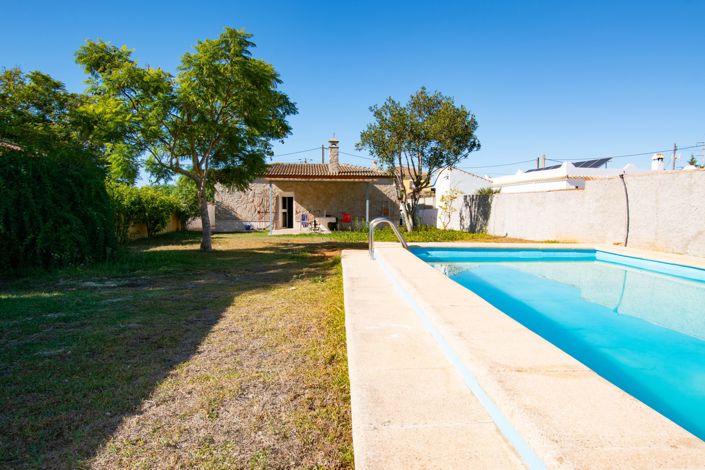 Image No.8-2 Bed House for sale