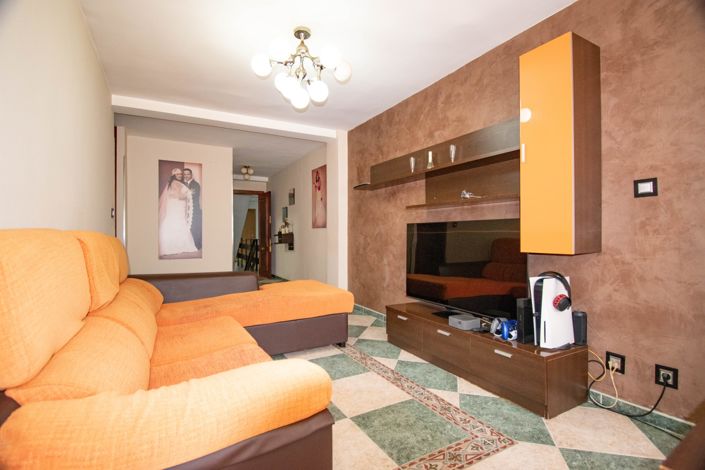 Image No.1-3 Bed Apartment for sale