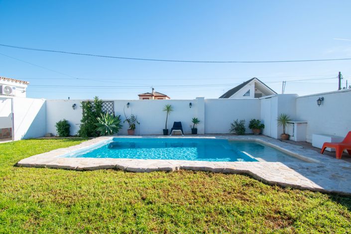 Image No.43-4 Bed Villa for sale