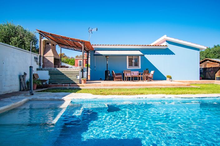 Image No.2-4 Bed Villa for sale