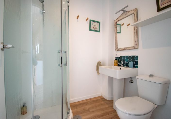 Image No.32-4 Bed Villa for sale