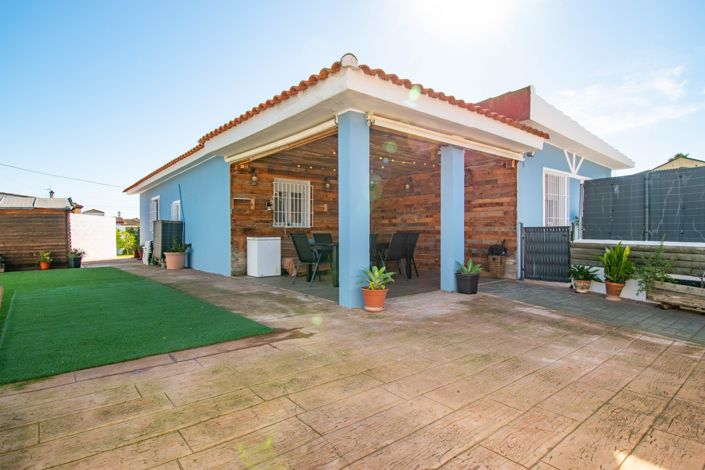 Image No.3-4 Bed Villa for sale