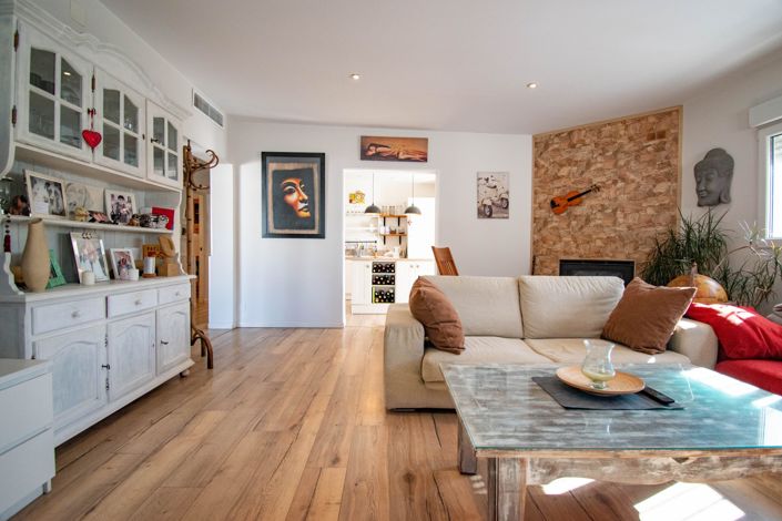 Image No.8-4 Bed Villa for sale