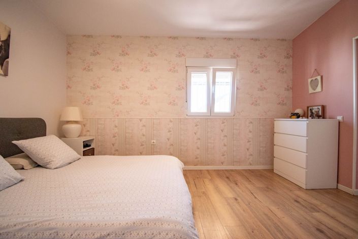 Image No.22-4 Bed Villa for sale