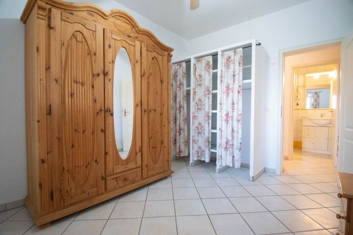 Image No.44-4 Bed Villa for sale