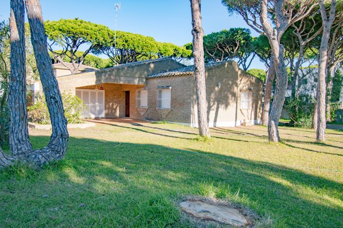 Image No.2-Villa de 4 chambres à vendre à Cadix