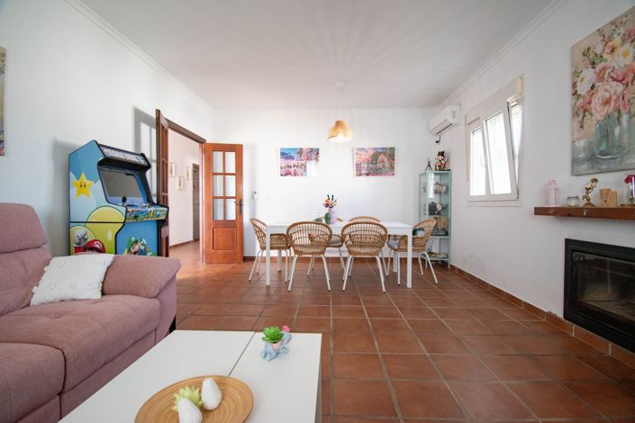 Image No.19-3 Bed Villa for sale
