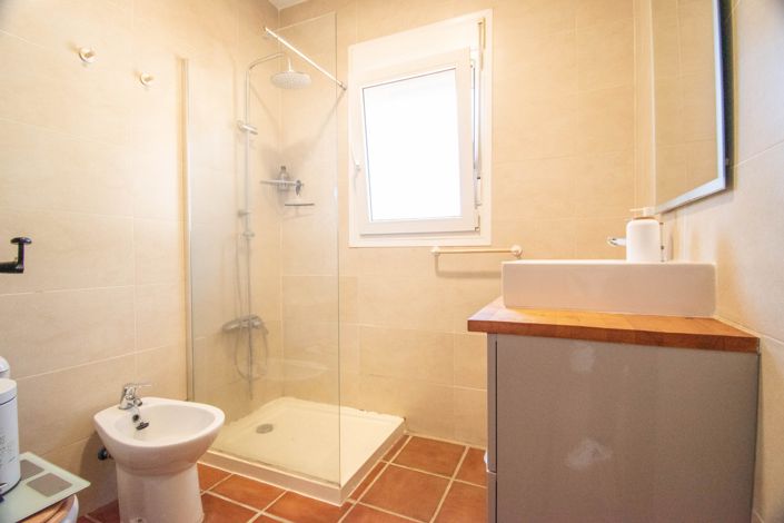 Image No.27-3 Bed Villa for sale