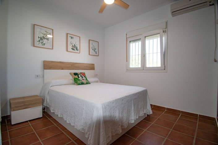 Image No.28-3 Bed Villa for sale
