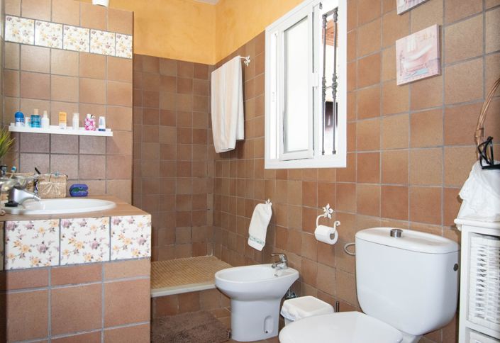 Image No.24-3 Bed Villa for sale